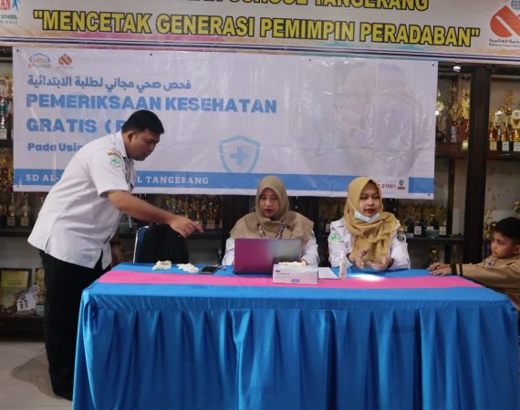 Pemeriksaan Kesehatan Gratis (PKG) pada usia sekolah