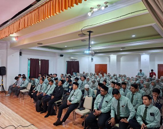 Al Fityan School Tangerang Adakan Sosialisasi Peraturan Kepegawaian Guna Perkuat Profesionalisme